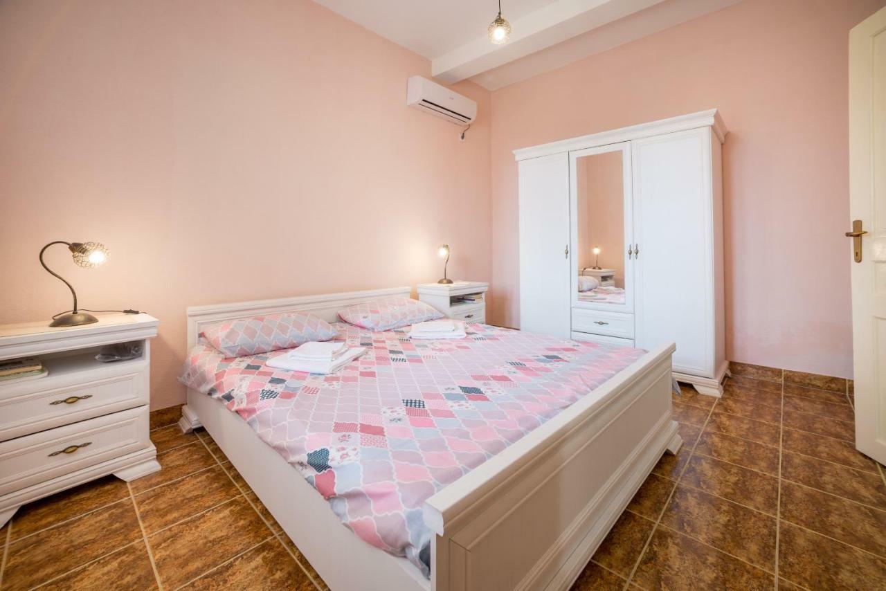 Casa M Apartment Tivat Exterior photo